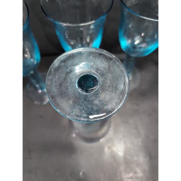 Hand Blown Sky Blue Wine Glasses, Long Stem, Vintage Set of 4, Heavy Glassware - Picture 7 of 9